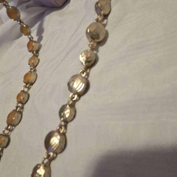 Chico's Gold Necklace with Beaded Elegance Vintage. - Picture 4 of 7